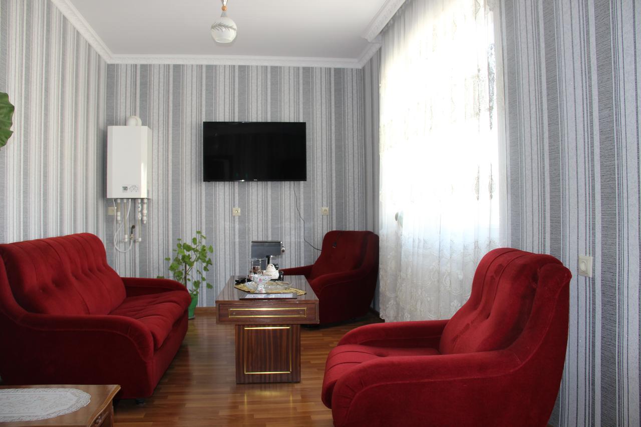 Hotel Oniks Kutaiszi Kültér fotó